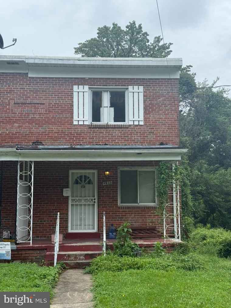 Photo of 4933 38th Ave Hyattsville, MD 20782