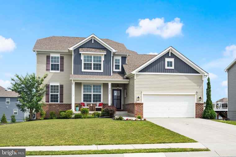 Photo of 707 Blue Moon Ln Westminster, MD 21157