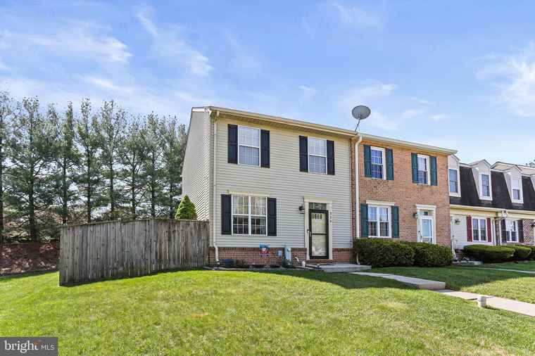 Photo of 326 Logan Dr Westminster, MD 21157