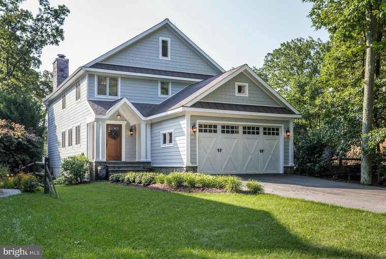 Photo of 325 Thomas Rd Severna Park, MD 21146