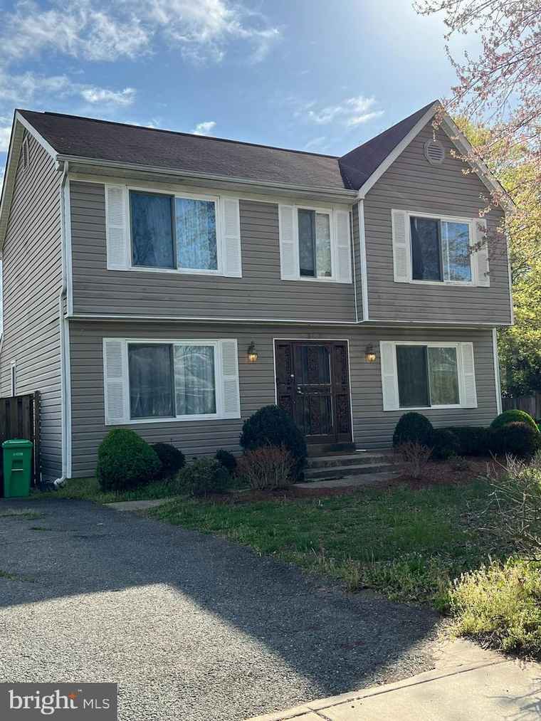 Photo of 9303 Sweden St Clinton, MD 20735