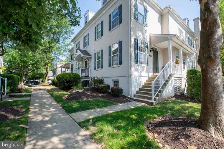 Photo of 202 Lantern Dr #102 Doylestown, PA 18901