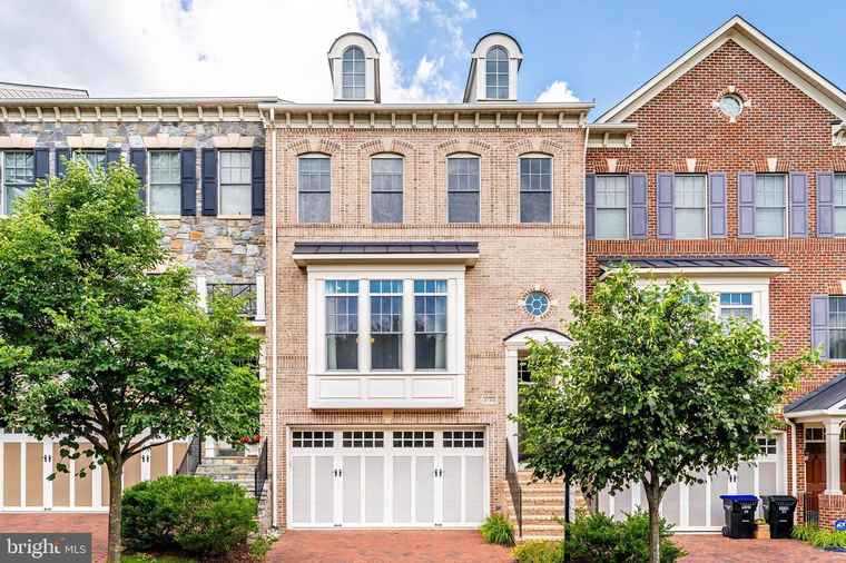 Photo of 2122 Mcconvey Pl Falls Church, VA 22043