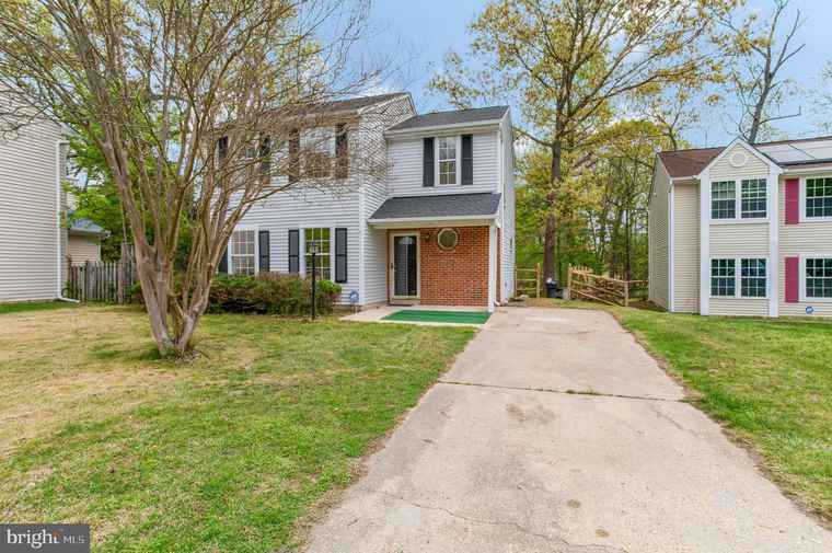 Photo of 6518 Alopex Ct Waldorf, MD 20603