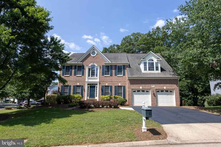 Photo of 15169 Windy Hollow Cir Gainesville, VA 20155