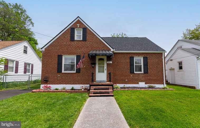 Photo of 427 Duncan Ave Front Royal, VA 22630