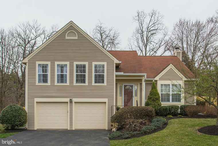 Photo of 13504 Union Village Cir Clifton, VA 20124