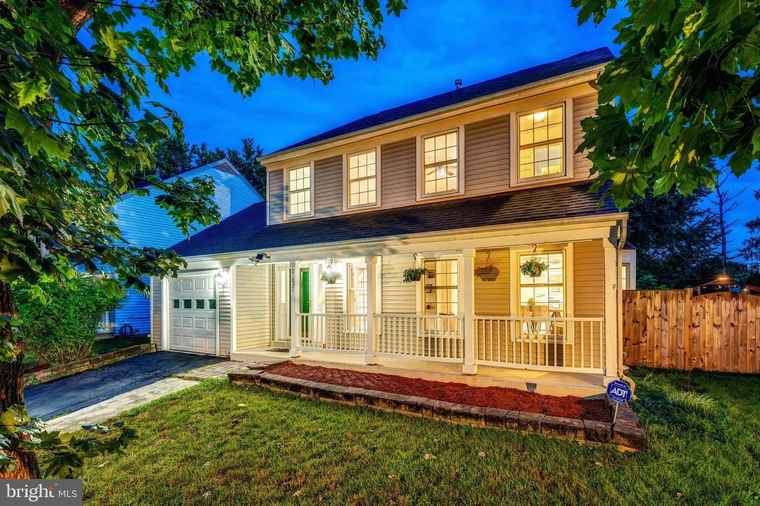 Photo of 21031 Thoreau Ct Sterling, VA 20164