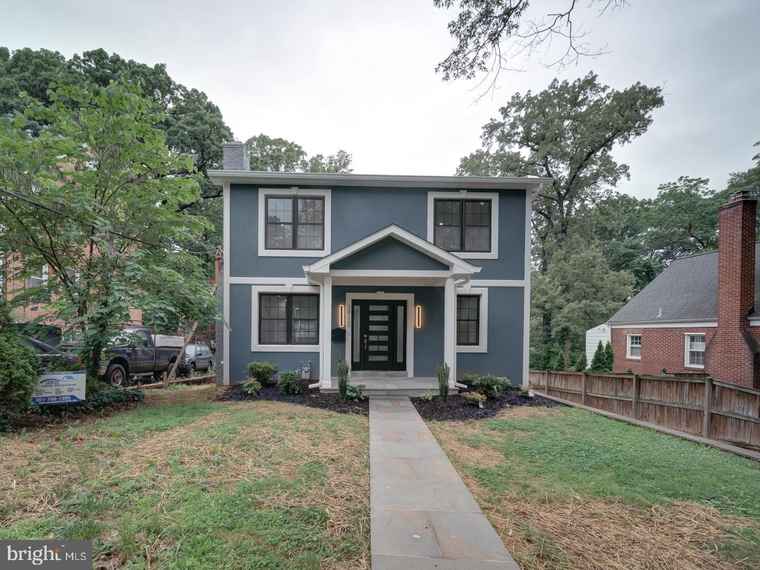 Photo of 3912 Livingston St Hyattsville, MD 20781