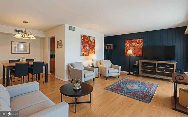 Photo of 6994 Hanover Pkwy #2 Greenbelt, MD 20770