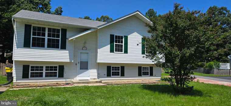 Photo of 634 Riden St Odenton, MD 21113