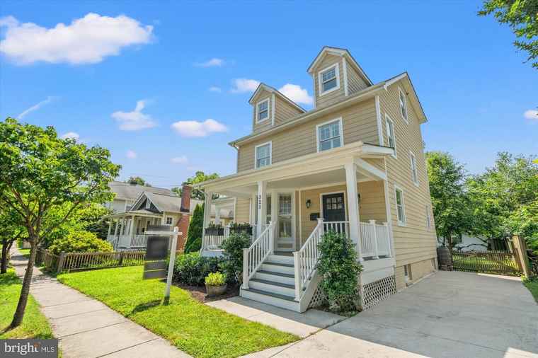 Photo of 323 Clifford Ave Alexandria, VA 22305