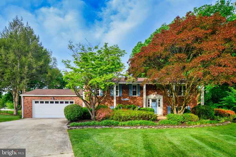 Photo of 5042 Teal Ct Columbia, MD 21044