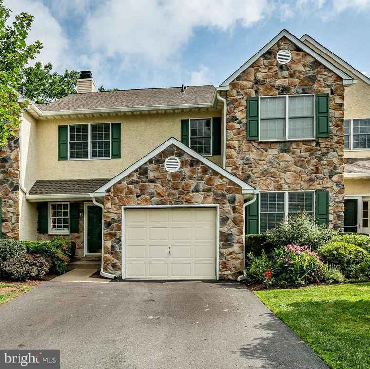 Photo of 103 Inis Way #17 Malvern, PA 19355