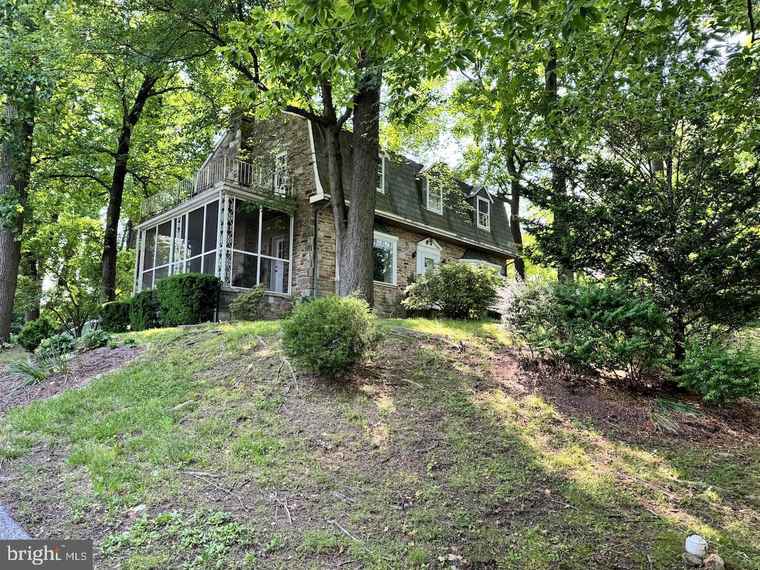 Photo of 701 Hillen Rd Towson, MD 21286