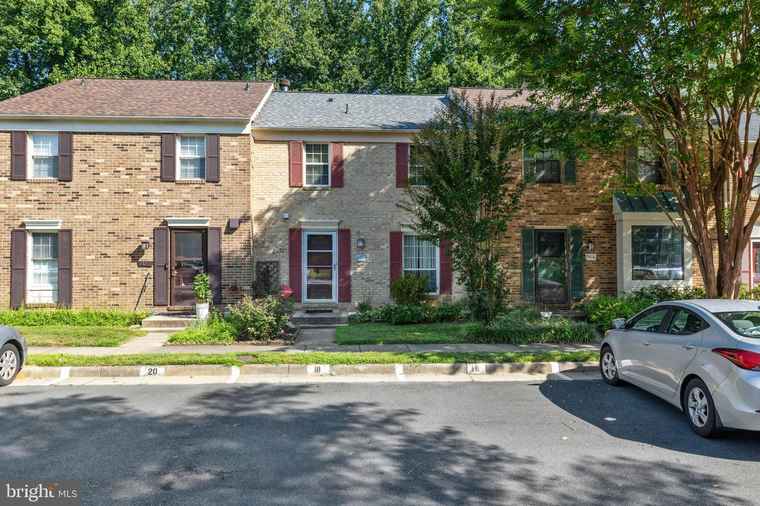 Photo of 9420 Candleberry Ct Burke, VA 22015