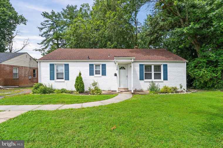 Photo of 710 S College Ave Newark, DE 19713