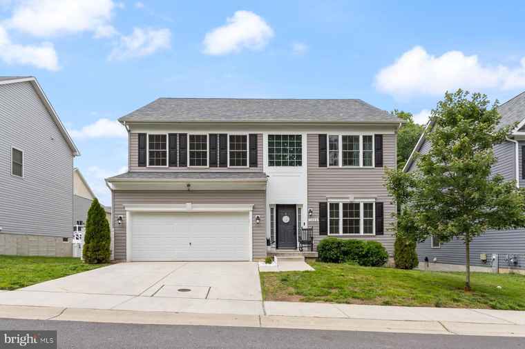Photo of 1408 Canopy Ln Odenton, MD 21113