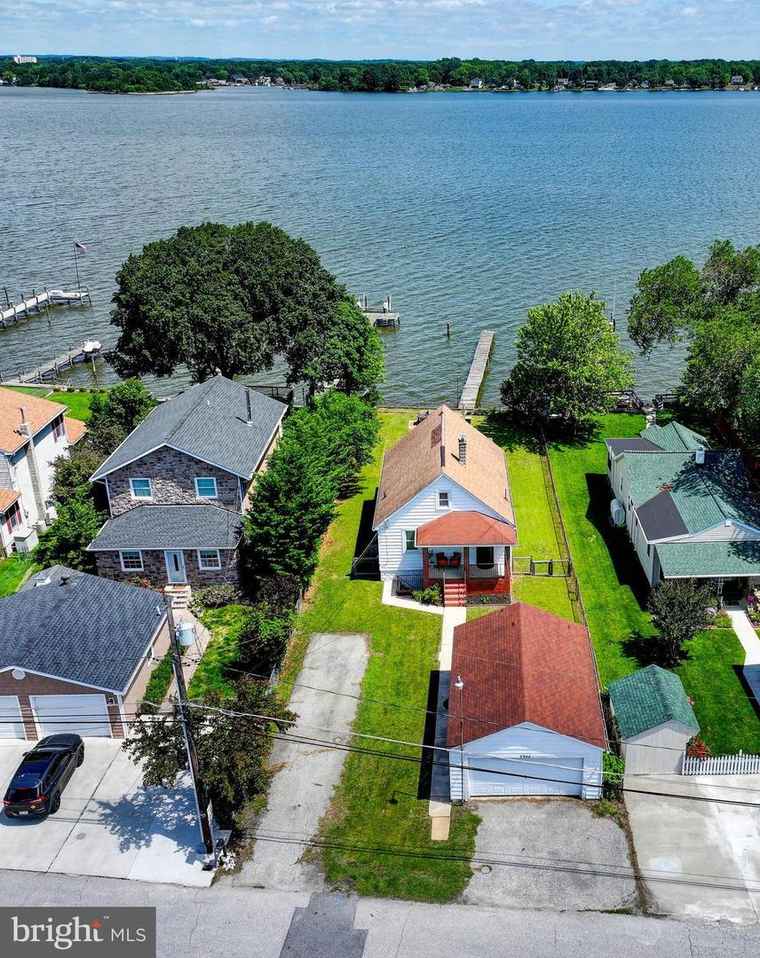 Photo of 3932 Glenhurst Rd Baltimore, MD 21222
