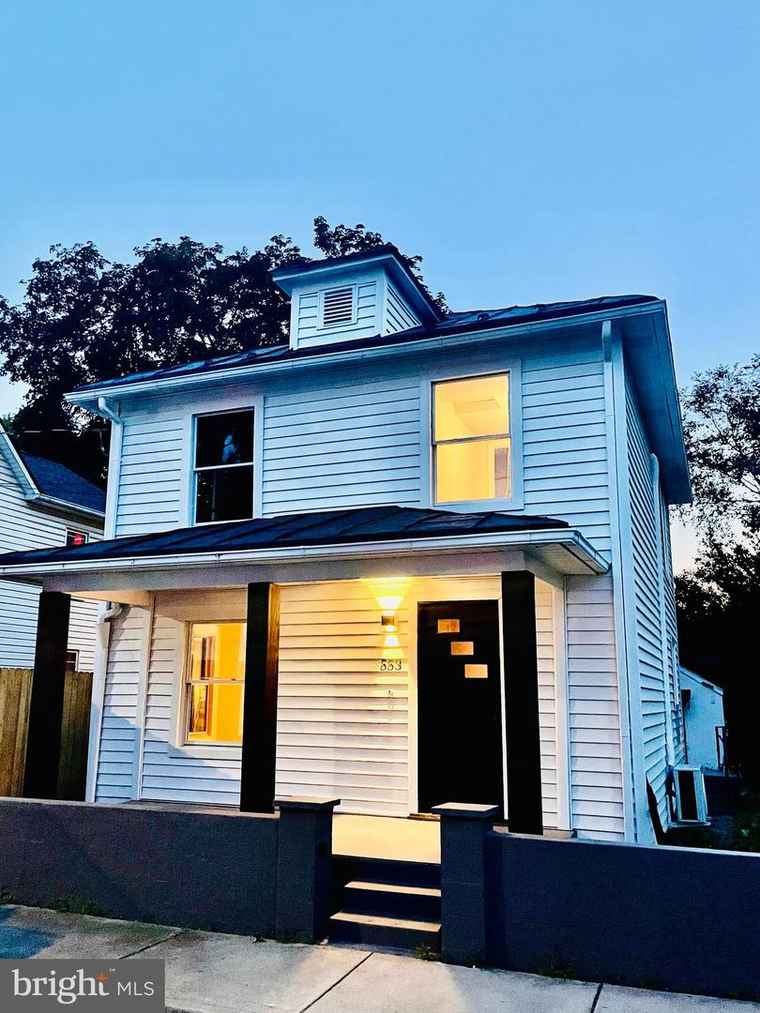 Photo of 553 Highland Ave Winchester, VA 22601