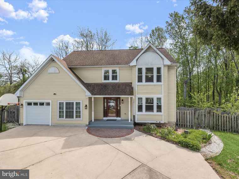 Photo of 3541 Lower Mill Ct Ellicott City, MD 21043
