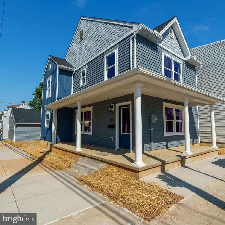 Photo of 254 S Queen St York, PA 17403