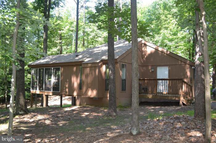 Chippewa 25411 store