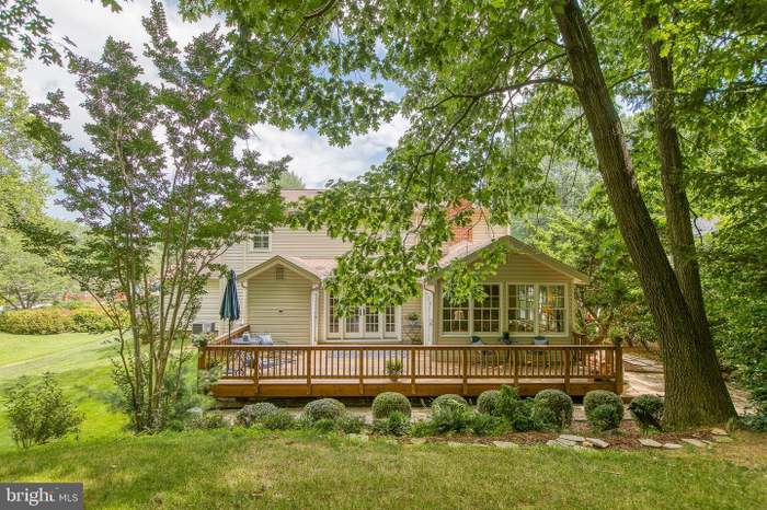9643 Cinnamon Creek Dr Vienna Va 22182 Mls Vafx1074296 Redfin