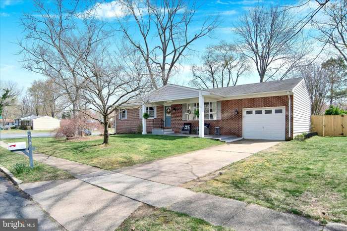 7 br, 2 bath House - 930 S Forest Ave Hou - House Rental in Ann
