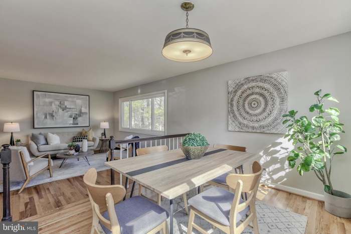 14128 Hix St, Livonia, MI 48154 | realtor.com®