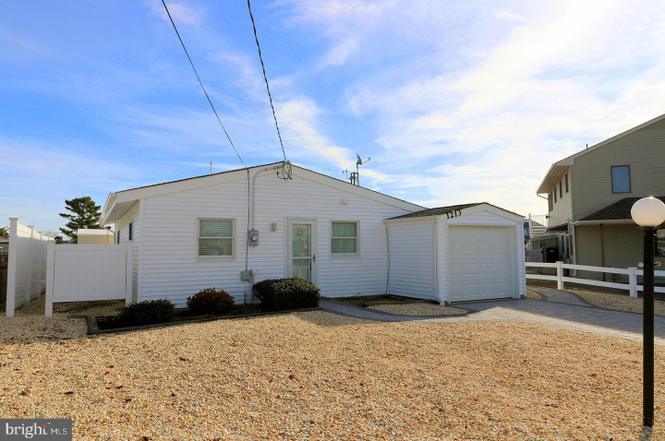 1213 Gemini Ct Forked River NJ 08731 MLS# NJOC393022 Redfin 1213 Gemini Ct Forked River NJ 08731 MLS# NJOC393022 Redfin