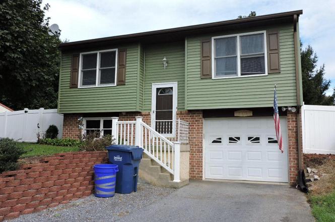 1320 Jill Ann Dr, Lebanon, PA 17042 | MLS# 1007041052 | Redfin