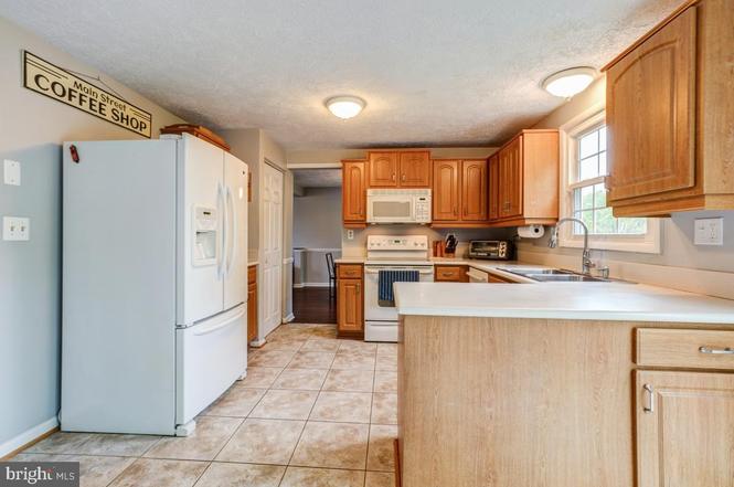 16600 Sioux Ln, Gaithersburg, MD 20878