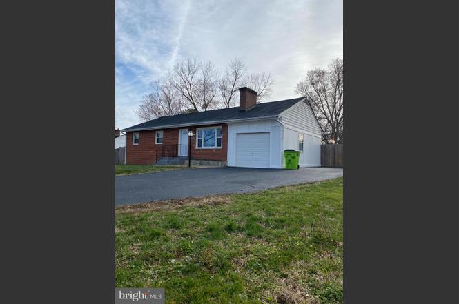 17889 Curtis Dr, Dumfries, VA 22026 | Redfin