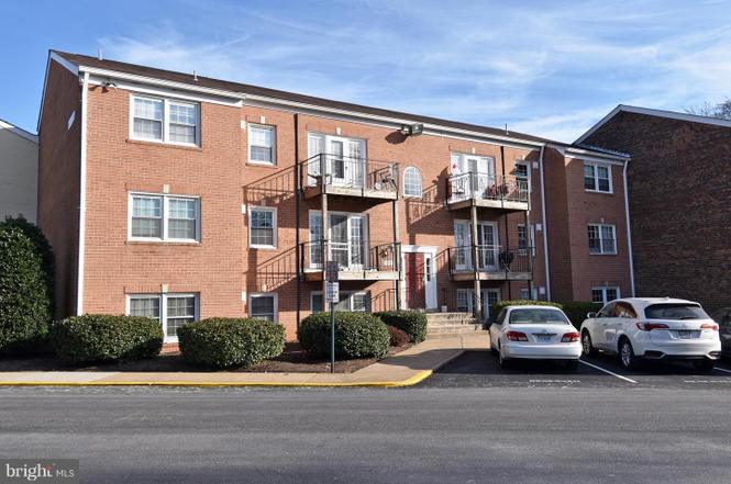 9493 Fairfax Blvd #202, Fairfax, VA 22031 | MLS# 1004358379 | Redfin