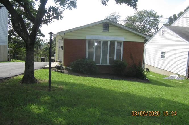 4808 Jefferson St, Lanham, MD 20706 MLS# MDPG579380 Redfin