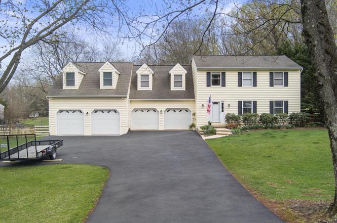 BOSS-C‼️ 7027 Venus Ct, Haymarket, VA 20169 | Redfin