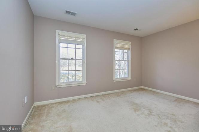 12693 Crossbow Dr, Manassas, VA 20112