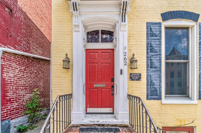 262 S Potomac St, Hagerstown, MD 21740 | For Sale ($250,000