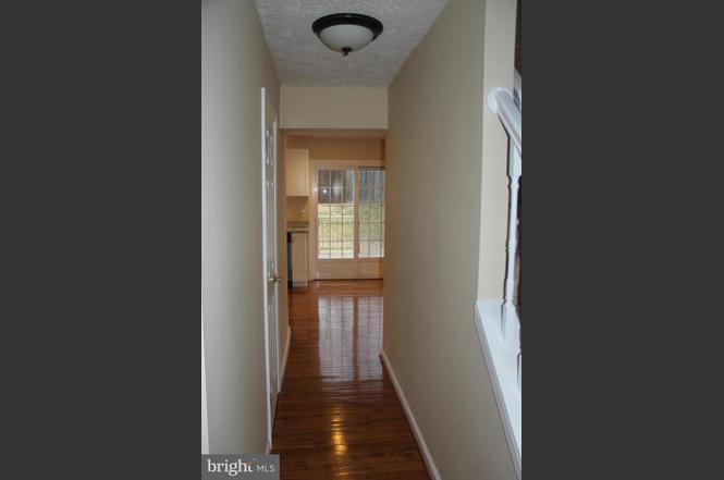 402 Chalmers Ave, Glen Burnie, MD 21061