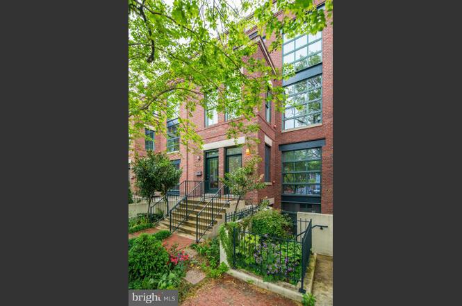 528 13th St SE Unit B, Washington, DC 20003 | MLS# 1001365889 | Redfin