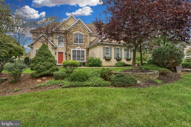 361 N Farm Dr Lititz Pa 17543 Mls 1008217018 Redfin 361 N Farm Dr Lititz Pa 17543
