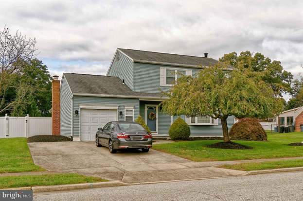 15 Midili Dr Waterford Works Nj 08089 3 Beds 2 5 Baths