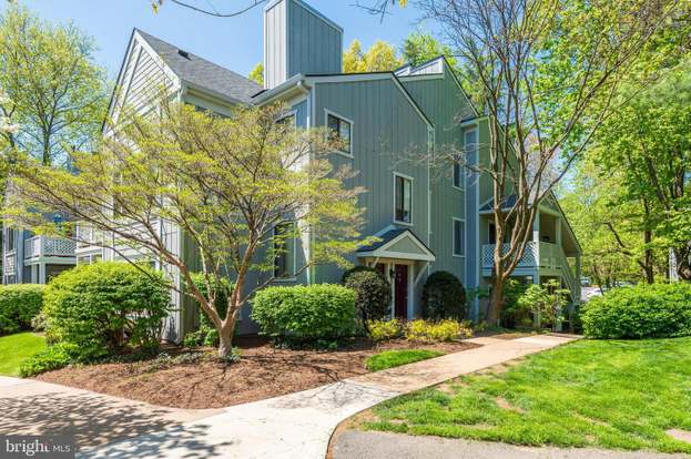 2307 Hunters Run Dr Reston Va 20191 Mls Vafx1195090 Redfin