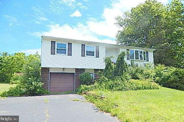 2107 Old Barn Rd East Greenville Pa 18041 Mls Pamc621100 Redfin