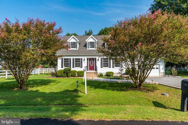 105 Dogwood Ave Colonial Beach Va 22443 Mls 1004232104 Redfin 105 Dogwood Ave Colonial Beach Va 22443