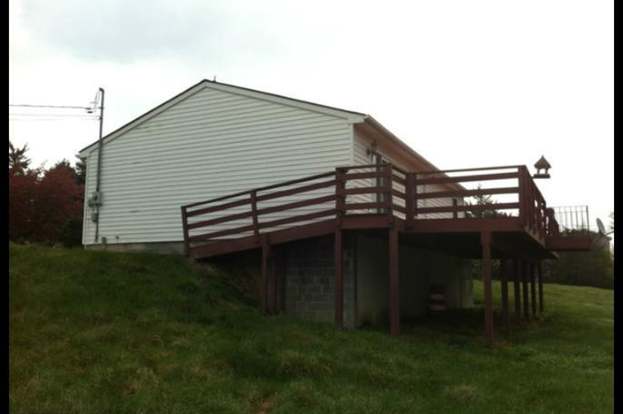 66 Choirlot Dr Bunker Hill Wv 25413 Mls 1003957106 Redfin
