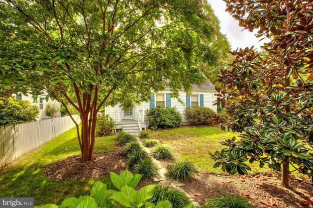 407 Spring St S Falls Church Va 246 Mls Redfin