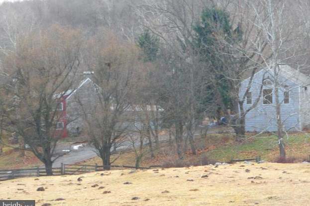 1845 Runnymeade Rd Bunker Hill Wv 25413 Mls 1004672142 Redfin