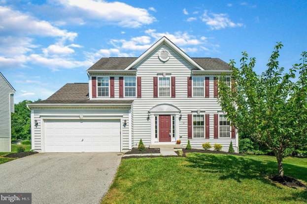 134 Sheraton Ln Norwich Ct 06360 Realtor Com